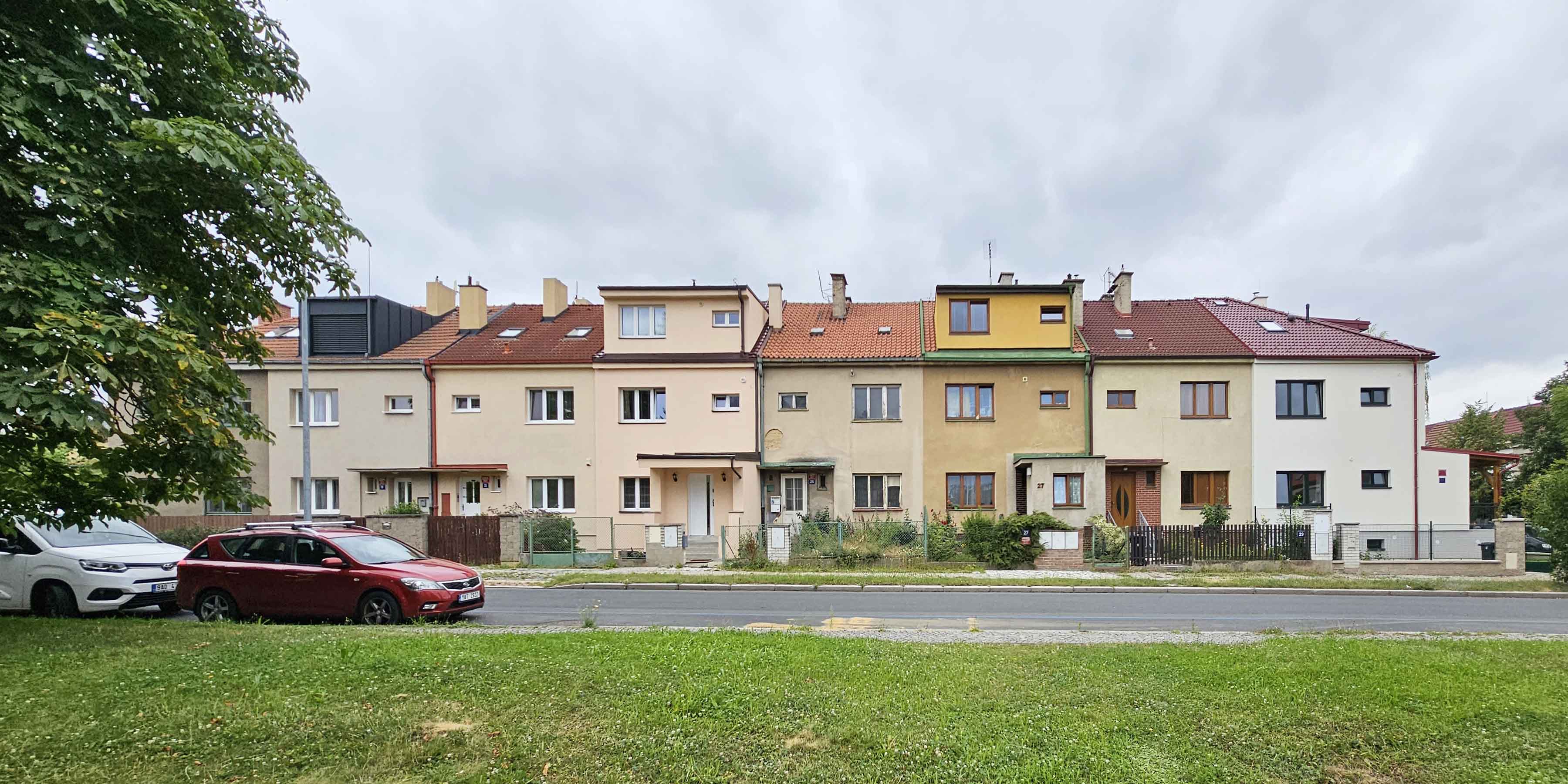 Rekonstrukce řadového rodinného domu, Praha 10